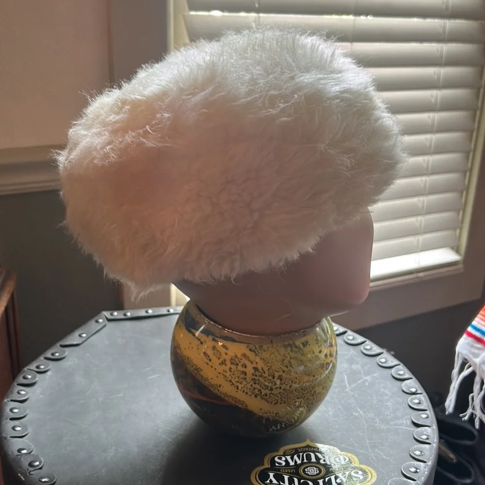 Vintage Handcrafted Genuine Sheepskin Hat - Picture 2 of 9
